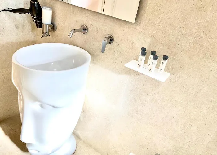 Fontana Di Trevi Luxury * Рим